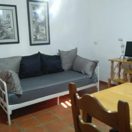 Casa Giardini 113 *